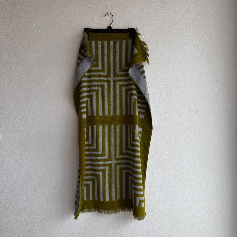 Vintage Yves Saint Laurent Fieldcrest Bath Towel Geometric MCM Fringe USA